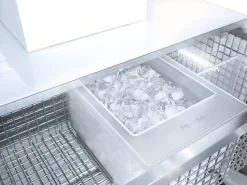 F 2812 Vi<Miele Best