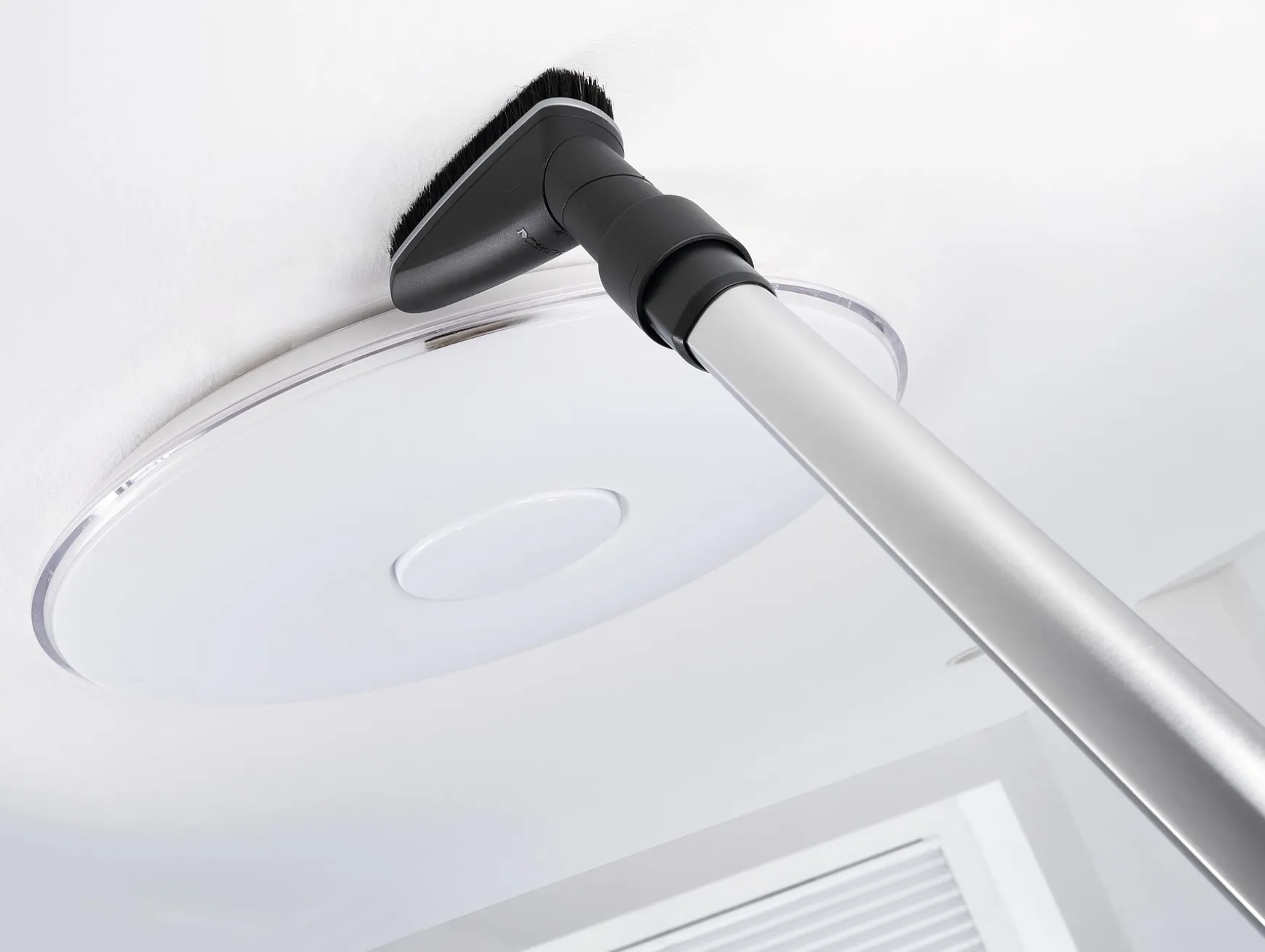 Flexibly Adjustable Universal Brush With Natural Bristles<Miele Outlet
