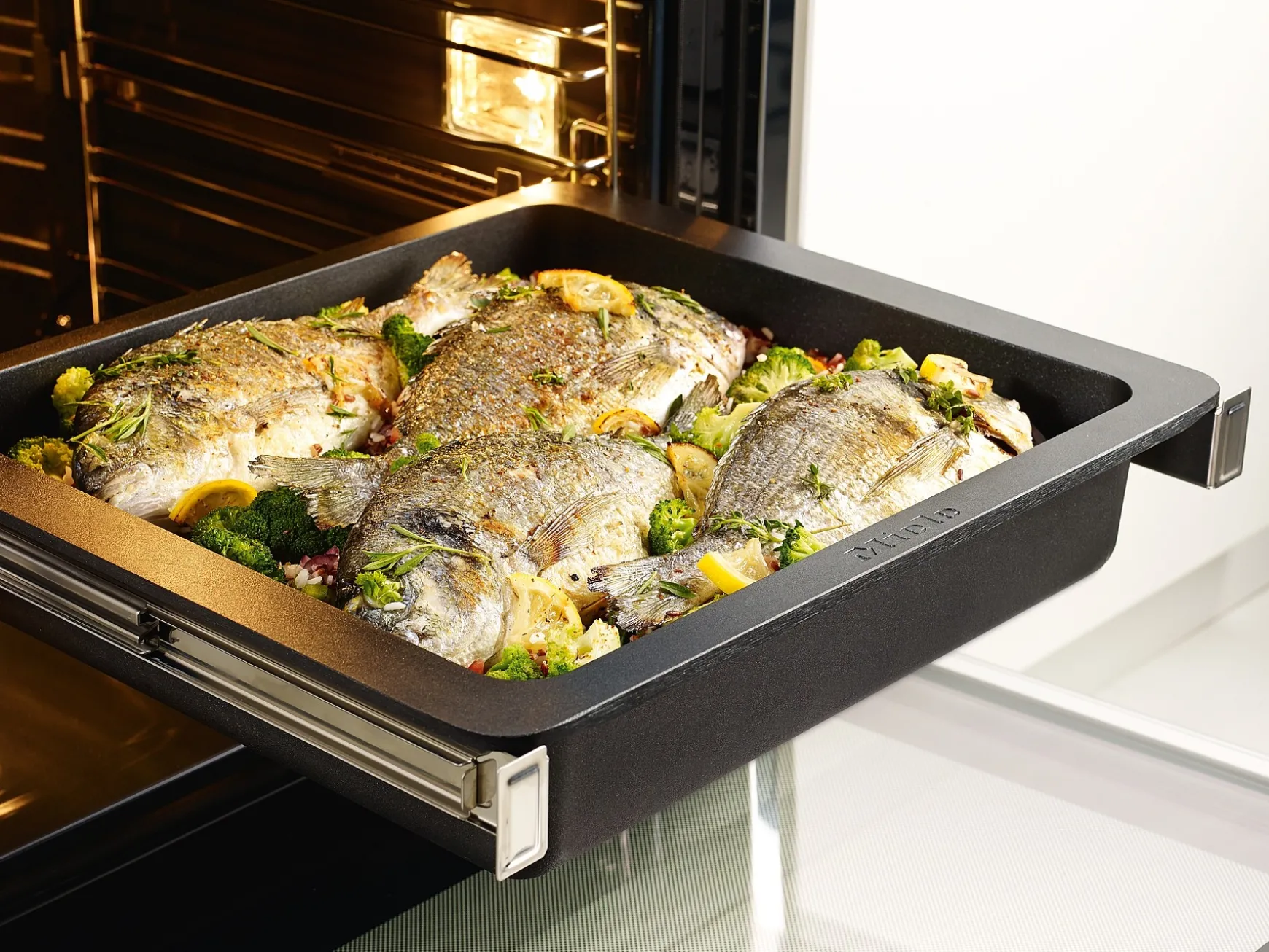 Induction Gourmet Casserole Dish<Miele Hot